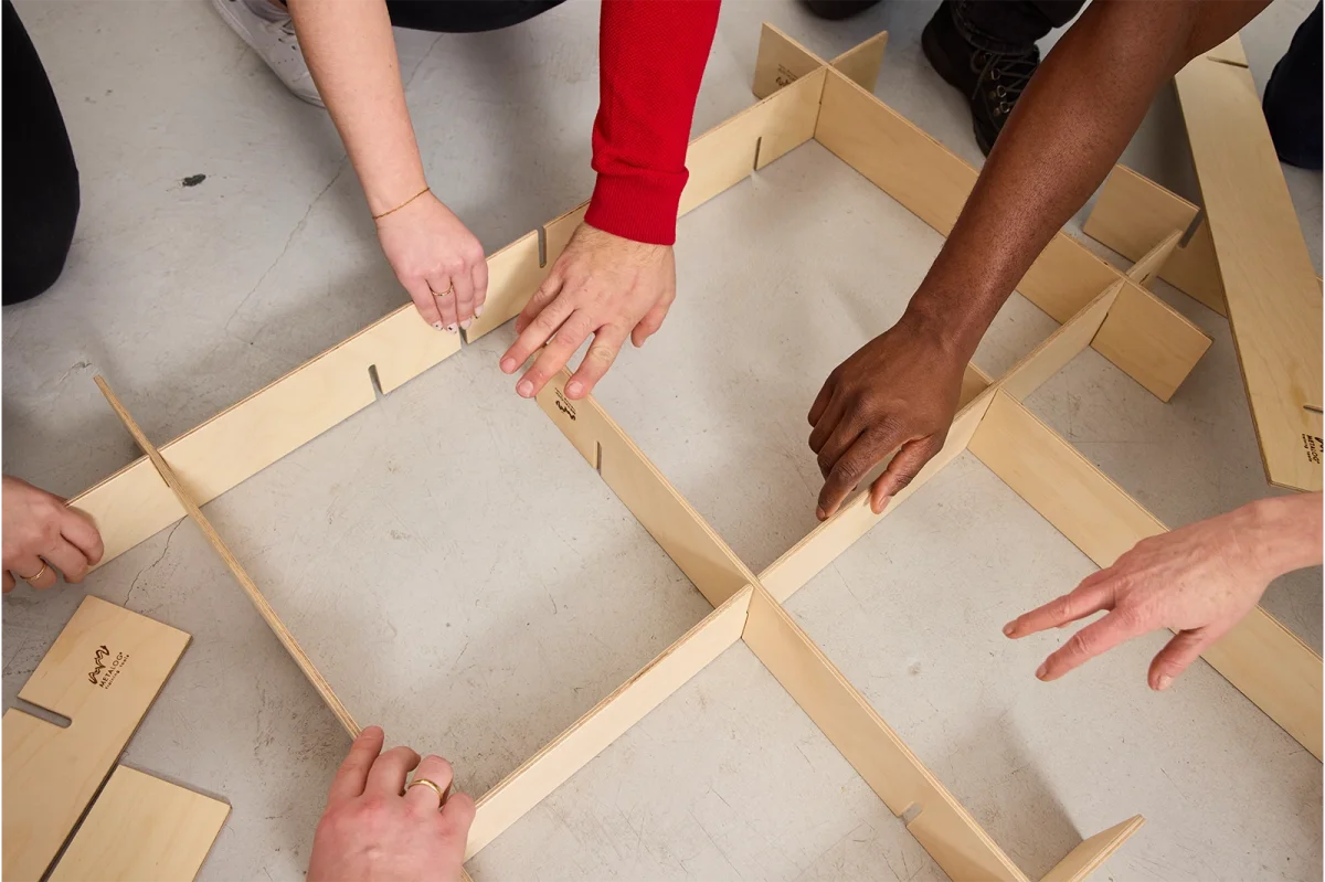StackMan - Team Building Challenge - Metalog Tools USA