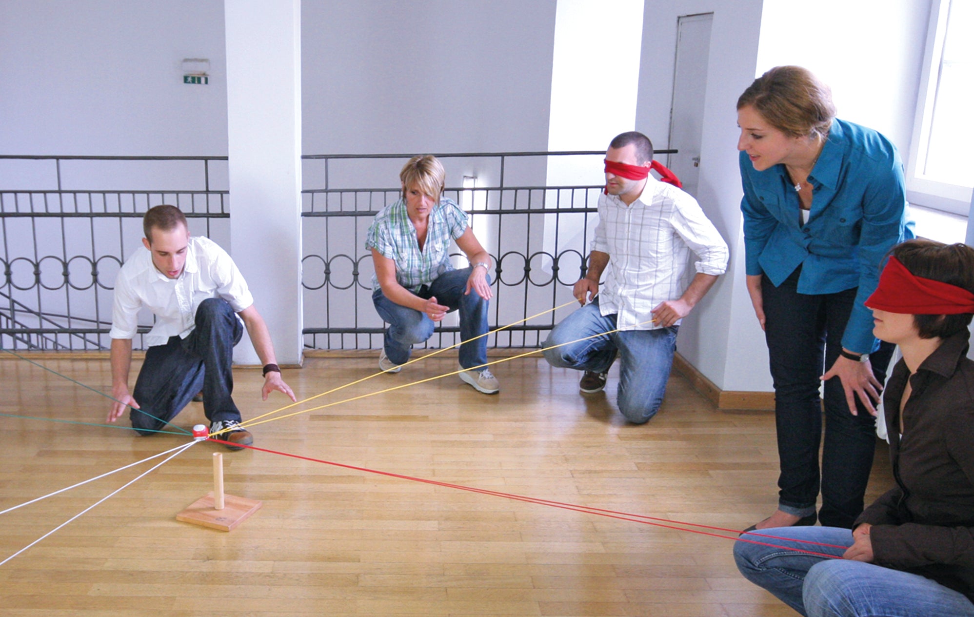 Team Building String Tower of Power - Team Building Activity - Metalog Tools USA